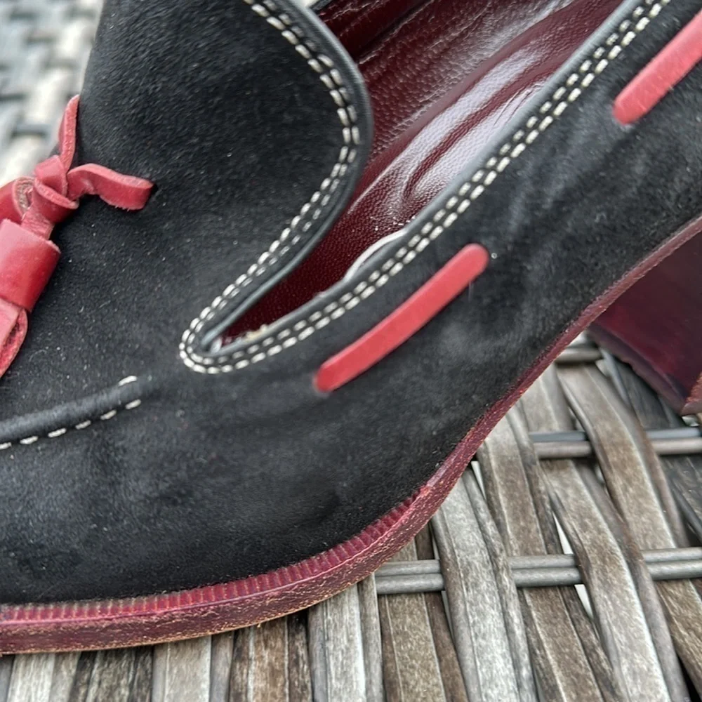 TOD’S Kiltie Tassel Black Suede Loafer Pumps